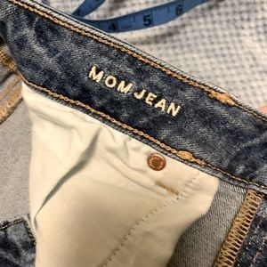 American Eagle Mom Jeans 🦅 10 Like New